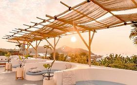 Seaesta Komodo Hotel & Hostel